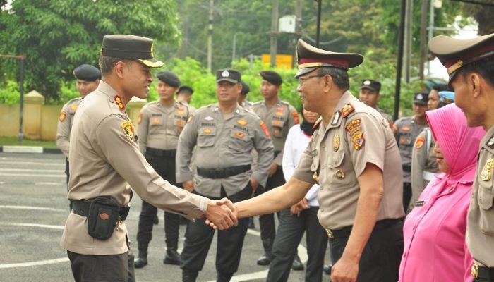 Polres Banjar Gelar Upacara Kenaikan Pangkat