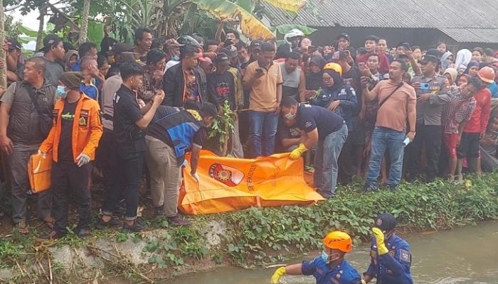 Warga Banjar Dikejutkan Penemuan Jasad Wanita Tersangkut di Saluran Irigasi