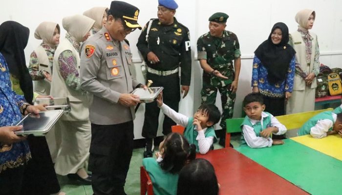 Resmi Diluncurkan, 3.488 Siswa di Banjar Dapat Makan Bergizi Gratis 