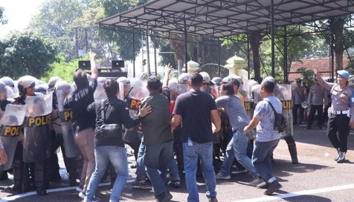 Jelang May Day, Polres Banjar Gelar Simulasi Pengamanan untuk Jaga Kondusivitas