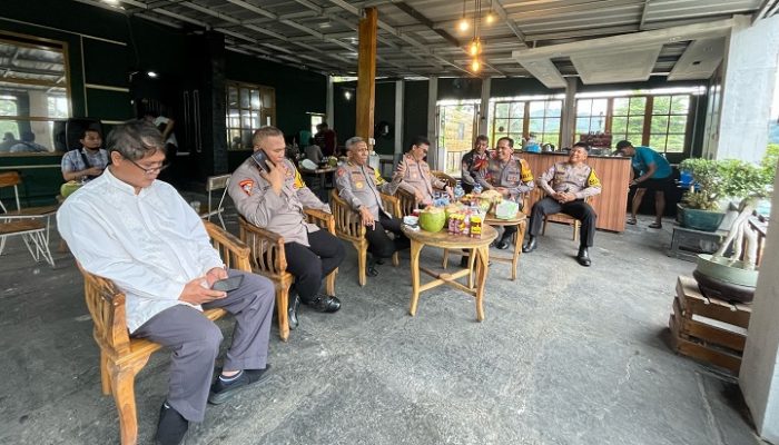 Kapolres Banjar Dampingi Karoops Polda Jabar Pantau Arus Balik di Perbatasan Banjar-Cisaga