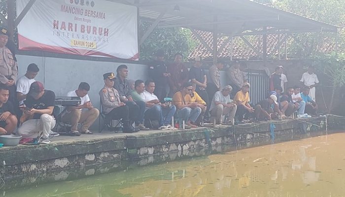 Lomba Mancing, Harmoni Buruh dan Polisi Warnai May Day di Banjar