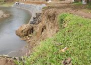 Dinding Tanggul Sungai Dermaji Cilacap Alami Abrasi