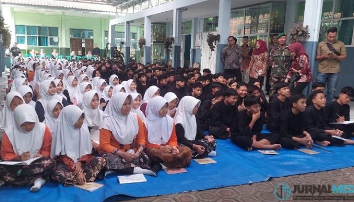 Walkot Banjar Buka Pembinaan Ideologi Pancasila dan Wawasan Kebangsaan bagi Generasi Muda
