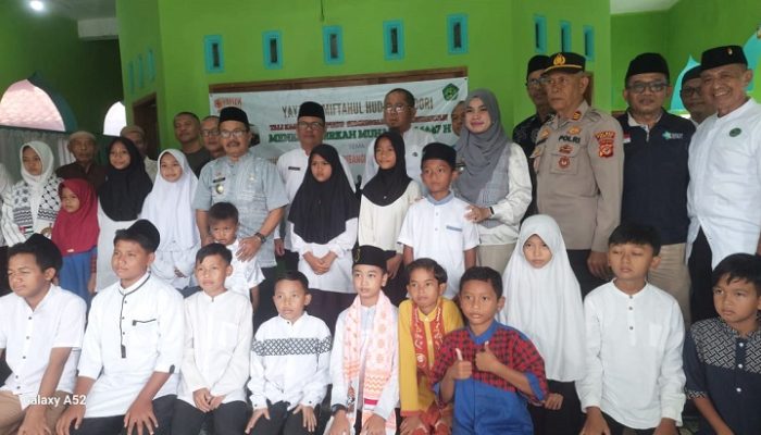 Wakil Wali Kota Banjar Serahkan Santunan untuk 42 Anak Yatim Piatu di Purwaharja