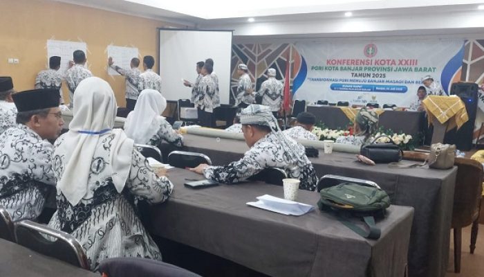 Walkot Banjar Resmi Tutup Konferensi Kota XXIII PGRI Tahun 2025, Encang Zaenal Terpilih Sebagai Ketua Baru