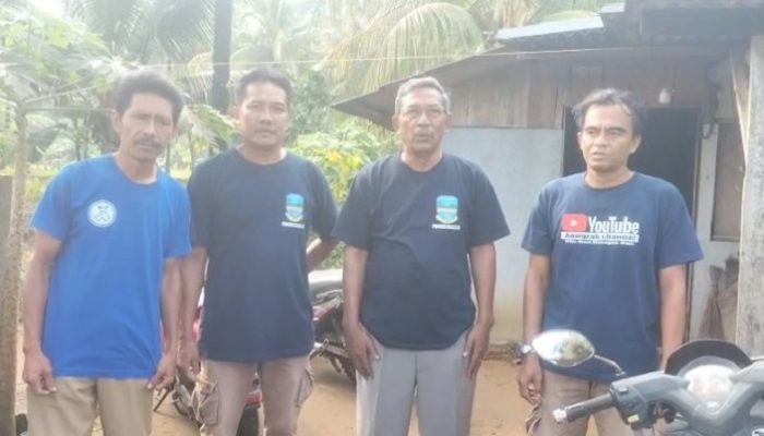 Program Sosial Pemuda Istimewa, Warga Bagolo Bebas dari Kegelapan Malam