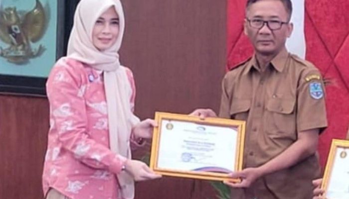 Desa Balokang Raih Penghargaan Siskeudes Terbaik se-Jawa Barat