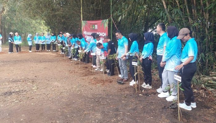 Kejaksaan se-Jawa Barat Tanam Ribuan Pohon di Banjar, Peringati Hari Lahir Kejaksaan ke-80