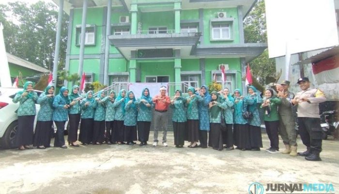 TP PKK Kota Banjar Melakukan Pembinaan di Desa Cibereum, Perkuat Sinergi Program Keluarga Sejahtera