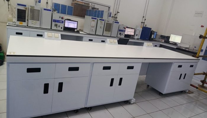 Supplier Furniture Laboratorium | PT LAB Technologi Indonesia