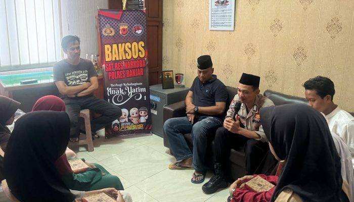 Satresnarkoba Polres Banjar Gelar “Jumat Berkah”, Santuni Puluhan Anak Yatim Piatu