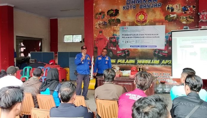 Damkar dan Karang Taruna Kota Banjar Bentuk Relawan Pemadam Kebakaran