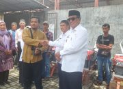 Dinas Pertanian Banjar Serahkan Bantuan Alsintan untuk Sembilan Kelompok Tani