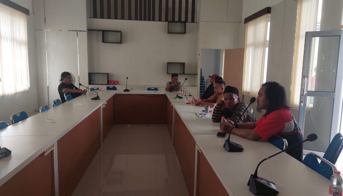 Undangan Audiensi Tanpa Identitas Resahkan Warga Rejasari