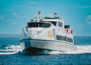 Peran Strategis Operator Fast Boat dalam Mendukung Transportasi Laut Modern